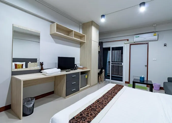 Tree Place Hostel